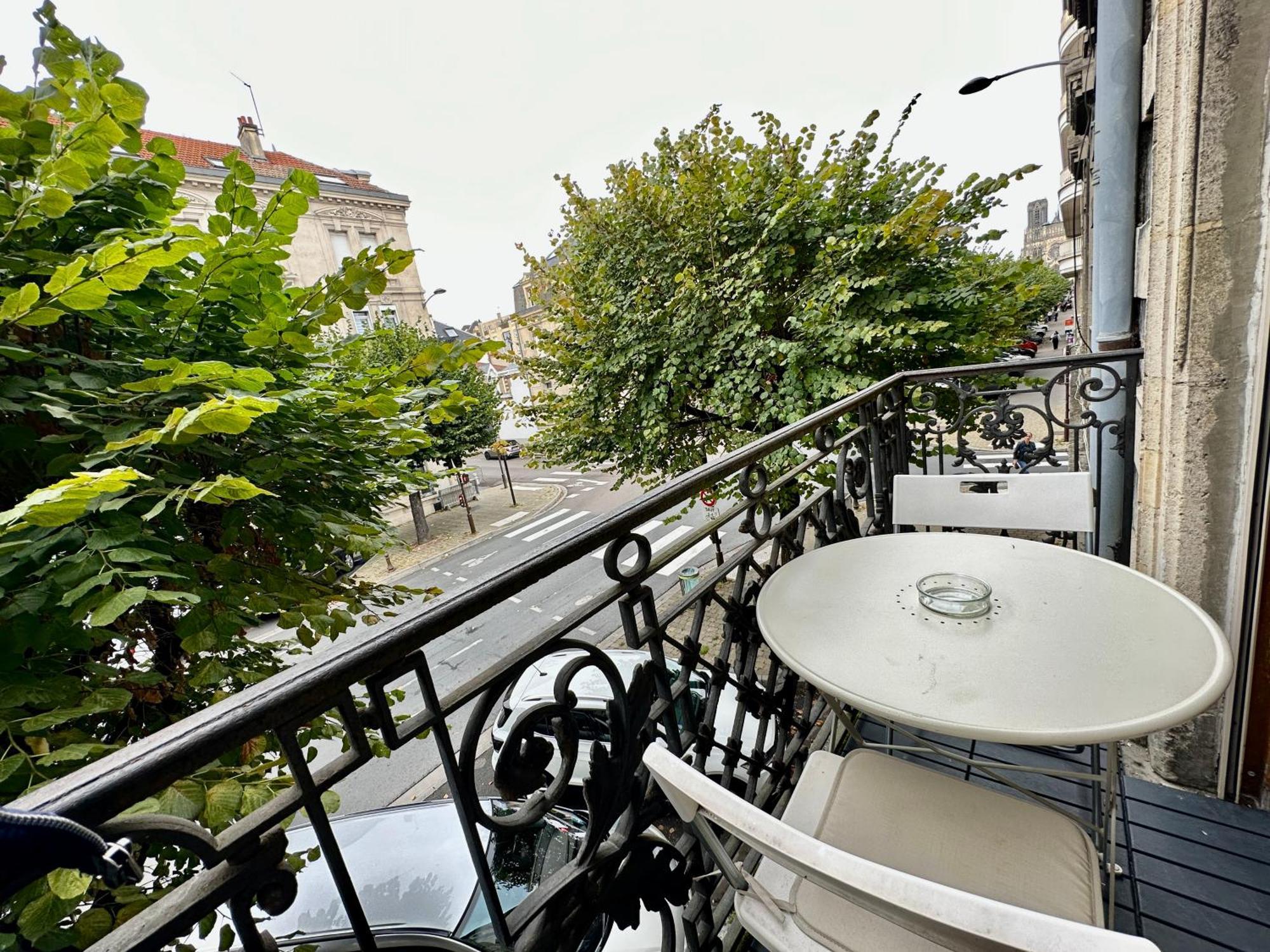 La Terrasse - Vue Cathedrale - Hyper Centre 1D Apartment Reims Exterior photo